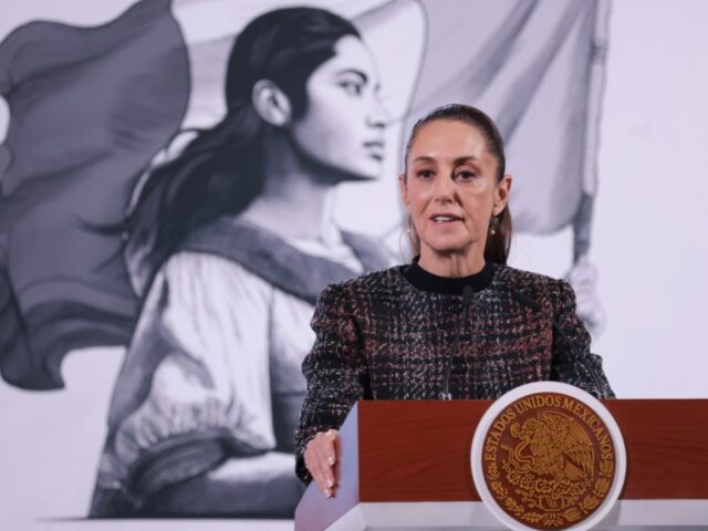 Rechaza Sheinbaum destituir al gobernador Rubén Rocha