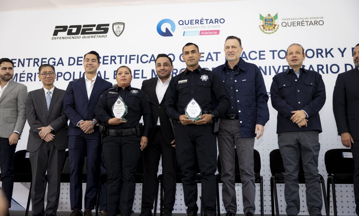 Lee más sobre el artículo Rinde Mauricio Kuri homenaje a la Policía Estatal