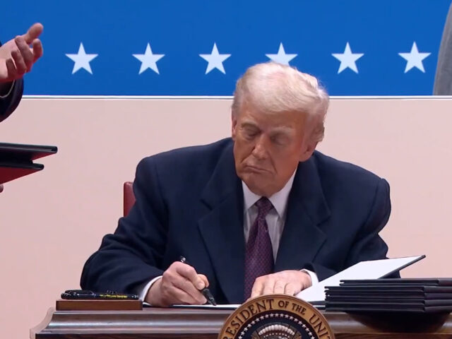 El 11 de abril, registro obligatorio de extranjeros en EU