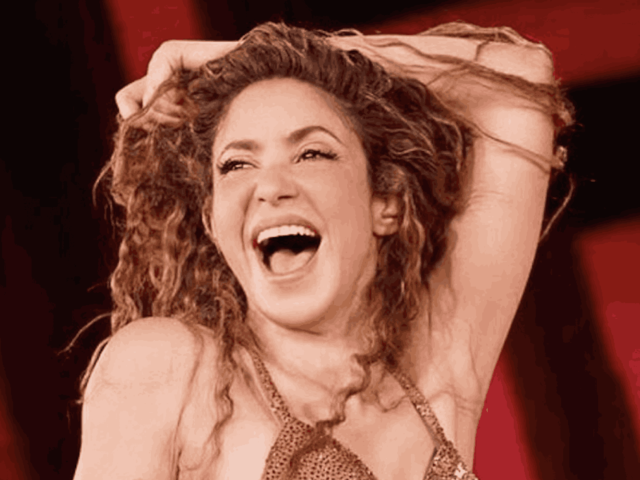 Shakira se declara mexicana de corazón y fan de la lucha libre