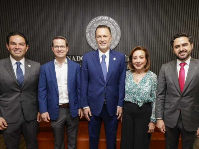 Gestiona Kuri proyectos y socializa ley sobre acceso digital en CDMX