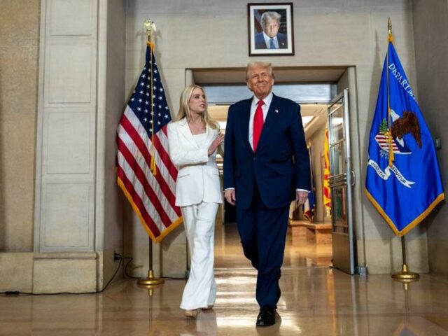 Revelan encuestas disminución de apoyo a Donald Trump tras 100 días