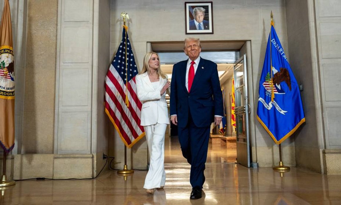 Lee más sobre el artículo Revelan encuestas disminución de apoyo a Donald Trump tras 100 días