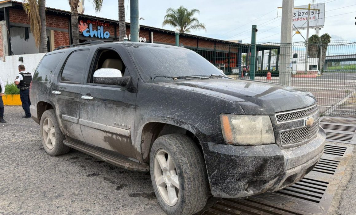 Lee más sobre el artículo Aseguran camioneta con droga tras persecución en Querétaro