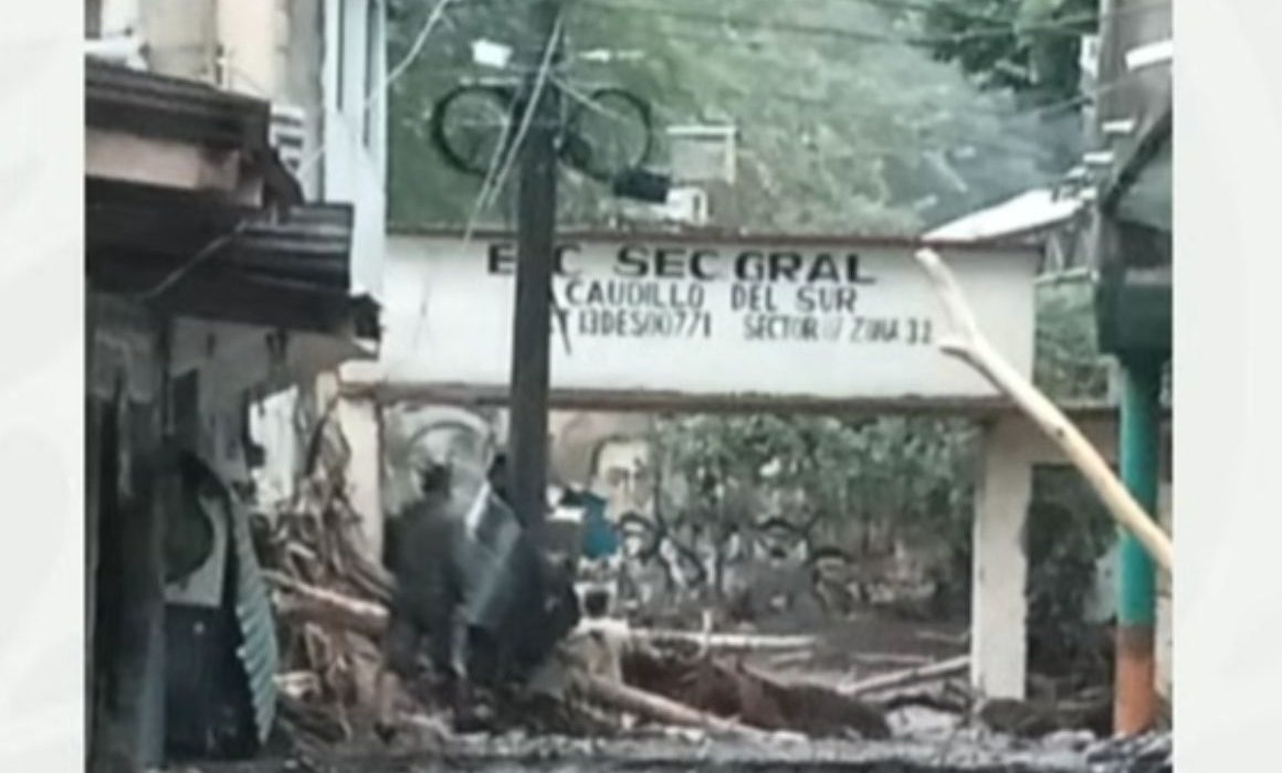 Inundaciones dañaron 821 escuelas en 5 estados