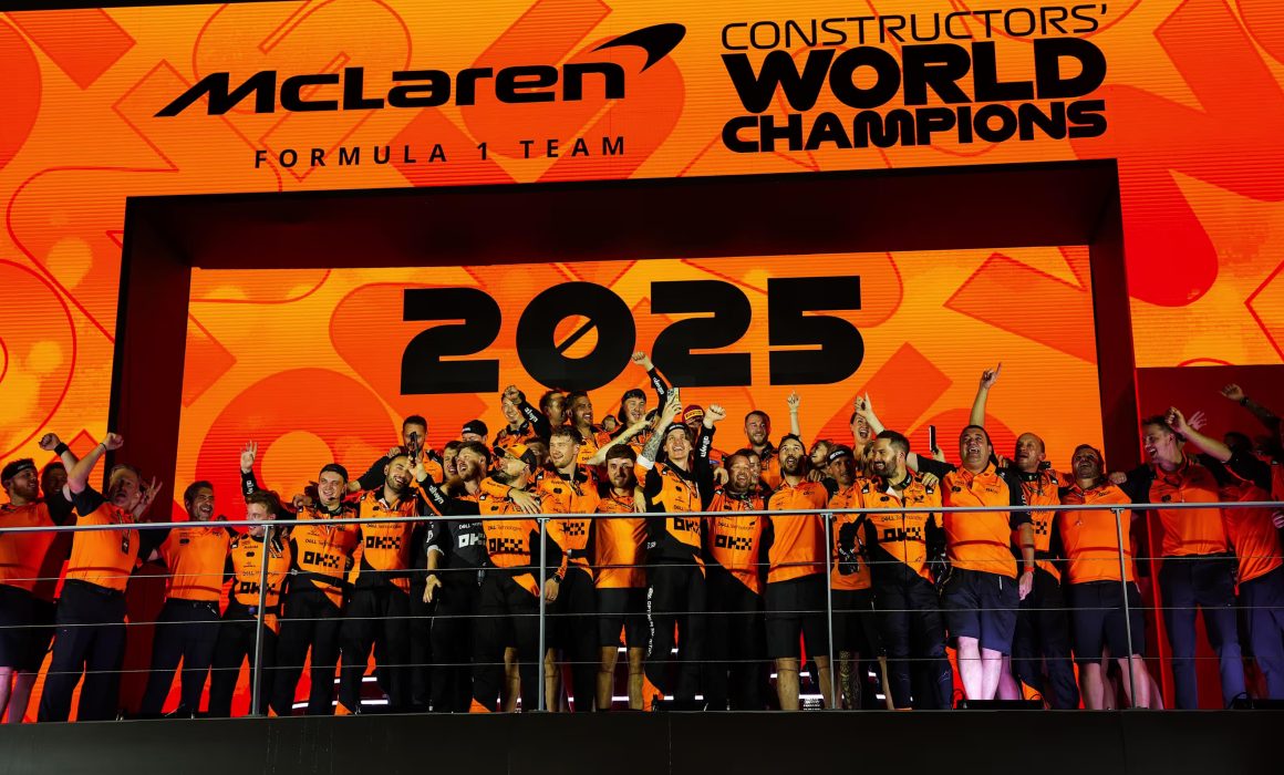 Entra McLaren a la historia de la Fórmula 1