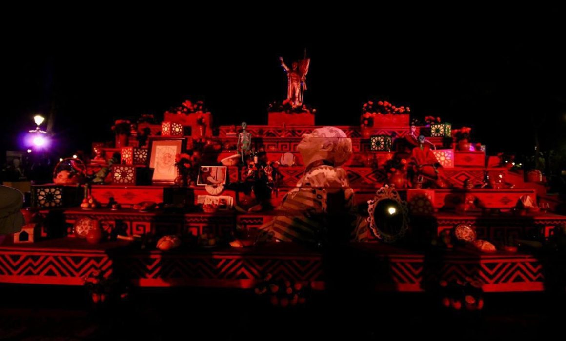 Lee más sobre el artículo Festival de Día de Muertos llena de vida la Alameda Hidalgo