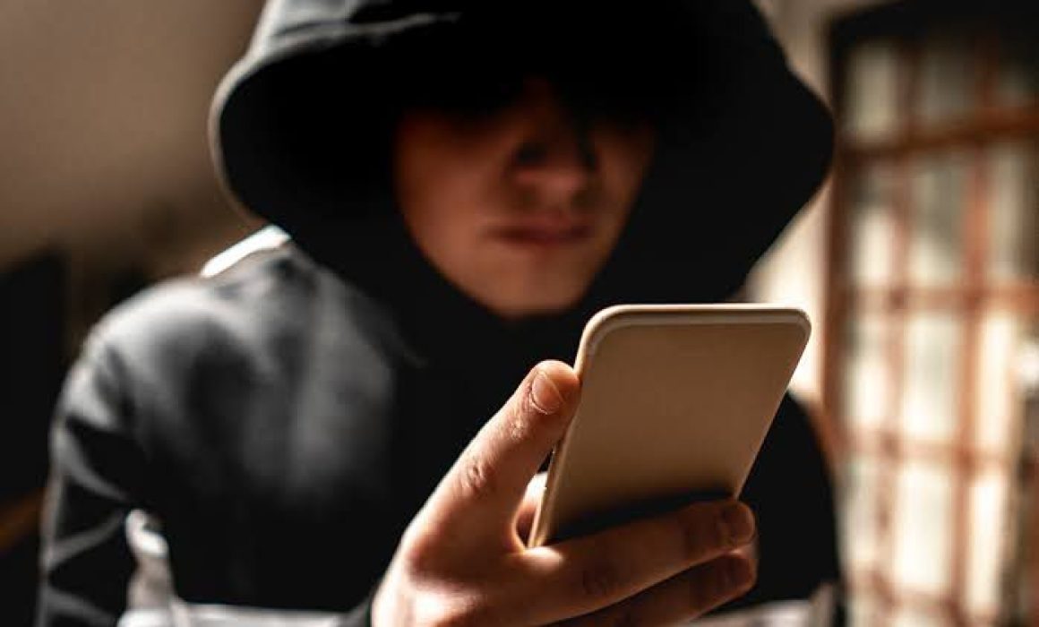 Alertan crecimiento acelerado de fraude digital en temporada navideña