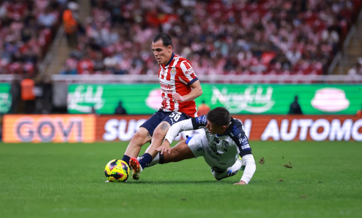 Querétaro busca romper racha negativa ante Chivas en el Akron