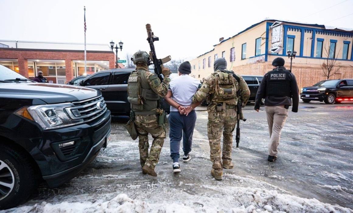 Lee más sobre el artículo Bloquea juez federal deportación del niño de 5 años detenido por ICE