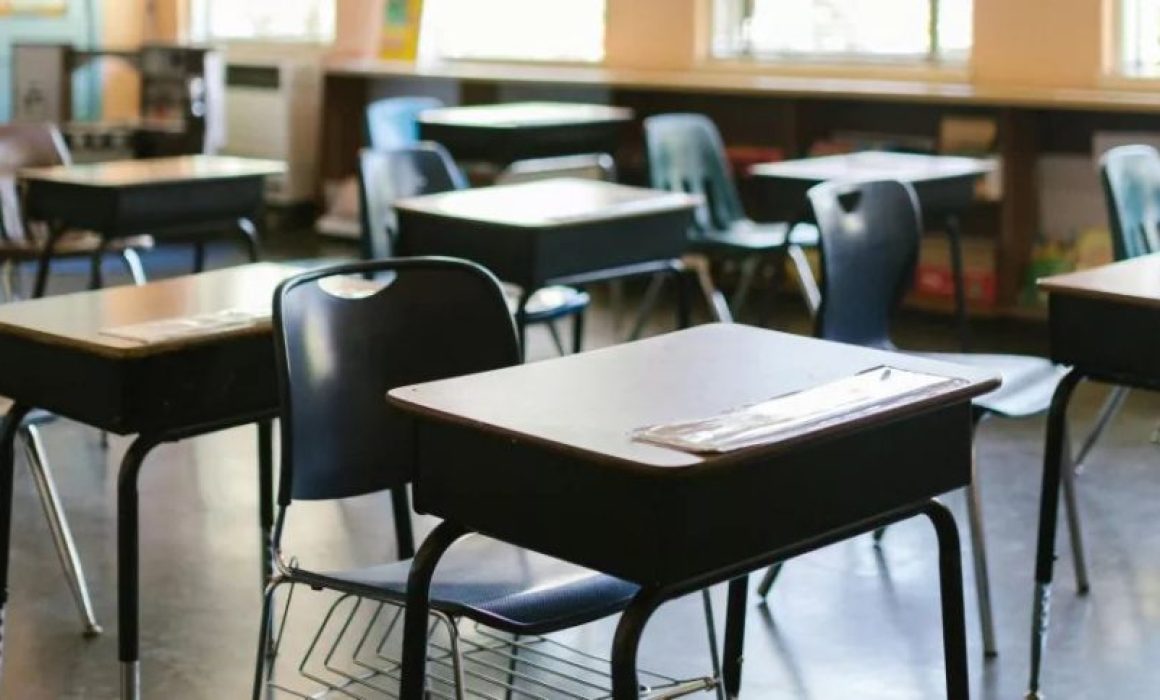 Detectan en Querétaro certificados falsos y escuelas sin RVOE