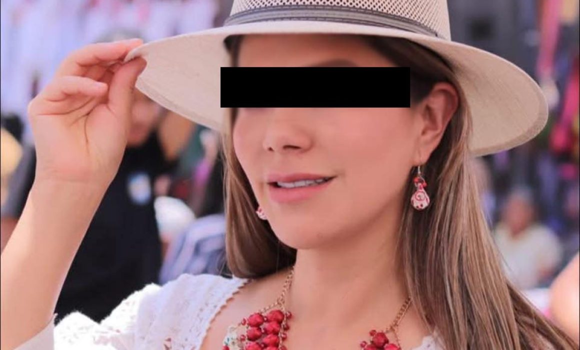 Detienen a Secretaria particular de Carlos Manzo