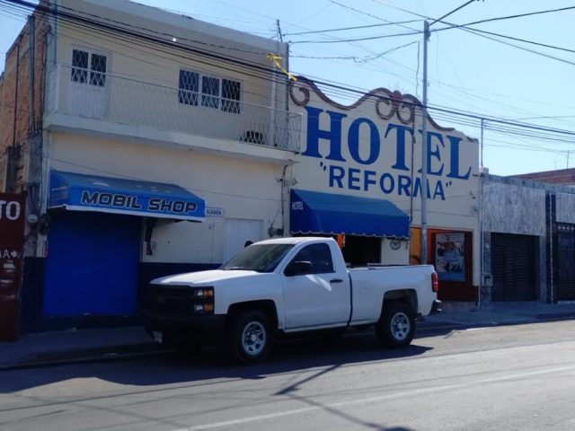 Cateo federal deja varios detenidos en Querétaro