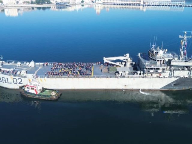 Llegan a Cuba las 814 toneladas de ayuda humanitaria que envió México