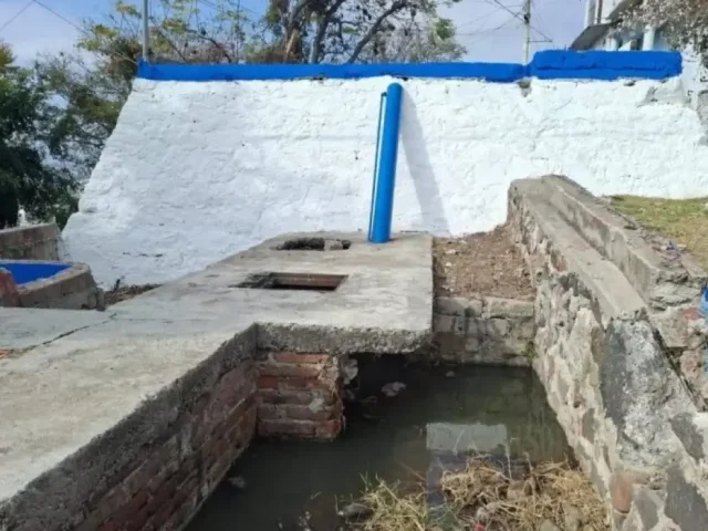 Vecinos de Bolaños alertan riesgo sanitario por tanque de agua abandonado