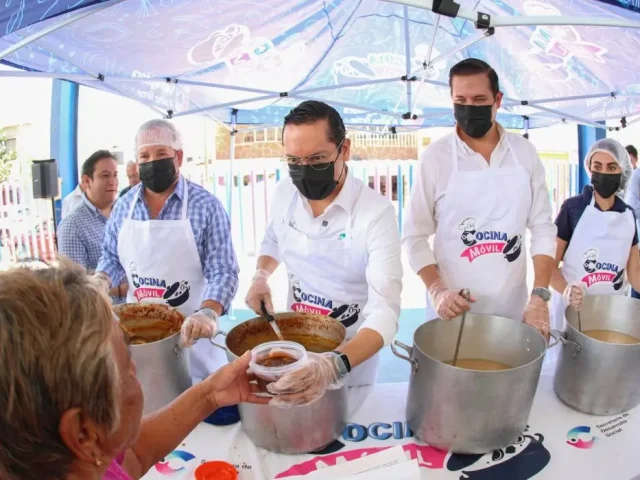 Corregidora ofrece lavado de ropa a bajo costo y amplía apoyos alimentarios