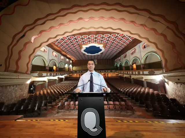 Anuncia Felifer Macías rescate del Teatro Hércules