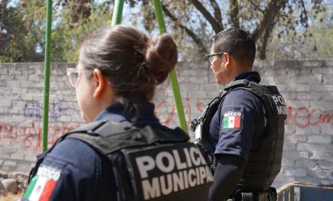 Lee más sobre el artículo Detiene SSPMQ a 43 personas durante febrero en la colonia San Pablo