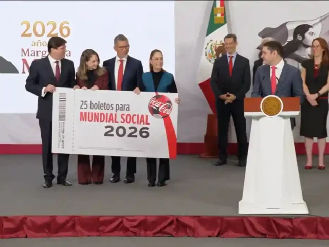 Entrega Coca Cola México 25 boletos para ganadores del Mundial social