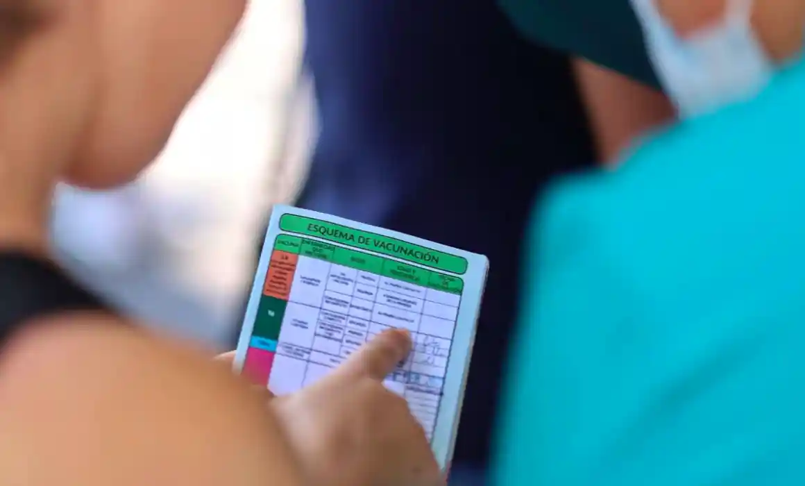 Lee más sobre el artículo Pedirán cartilla de vacunación en escuelas de Querétaro