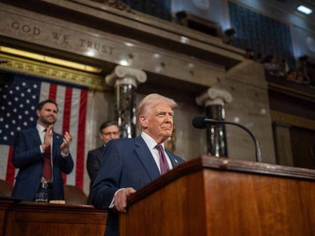 Suspende Trump ataque y destrucción masiva contra Irán