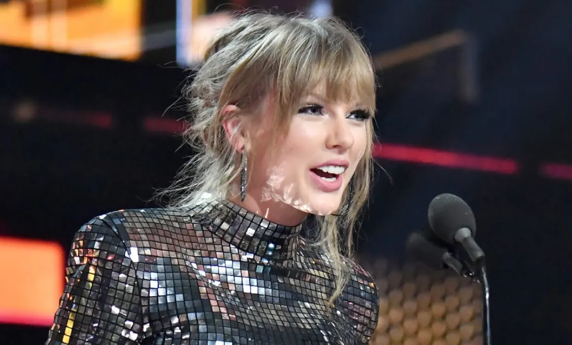 Lee más sobre el artículo Lidera Taylor Swift nominaciones en los AMAs que se realizarán este lunes