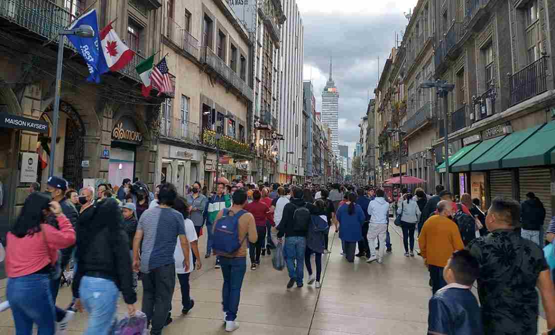 Lee más sobre el artículo Salarios al alza aunque escasean empleos formales en México