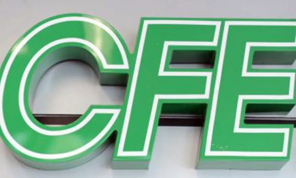 Lee más sobre el artículo Querétaro urge a CFE atender fallas eléctricas