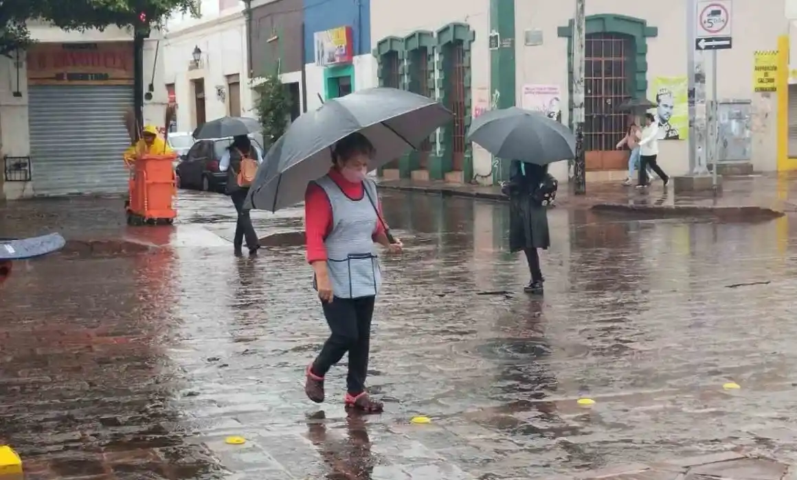 Lee más sobre el artículo Protección Civil de Querétaro advierte incremento de lluvias en próximos días