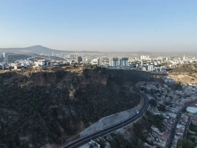 Iniciarán sanciones por limpieza irregular en predio de Cerro Colorado