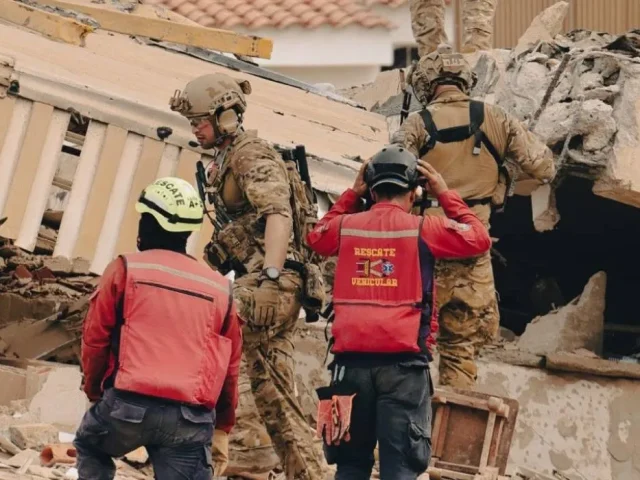 Actualiza Venezuela a 1,943 la cifra de muertos por terremotos