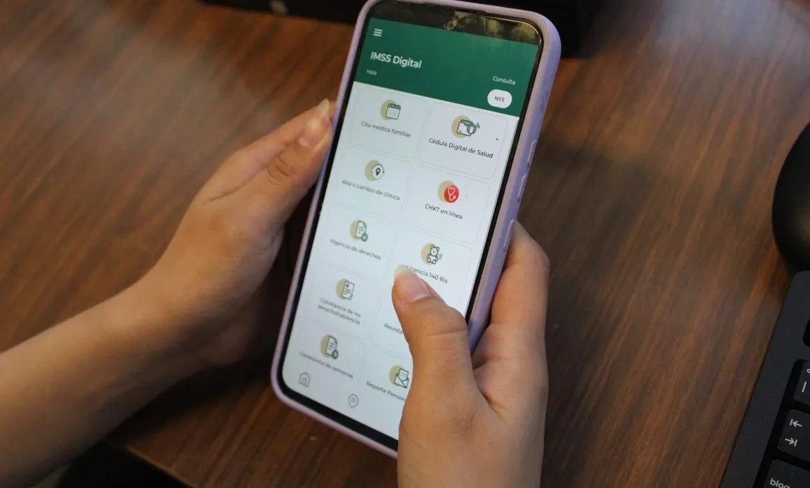 Lee más sobre el artículo IMSS Querétaro promueve app para agilizar trámites y consultas