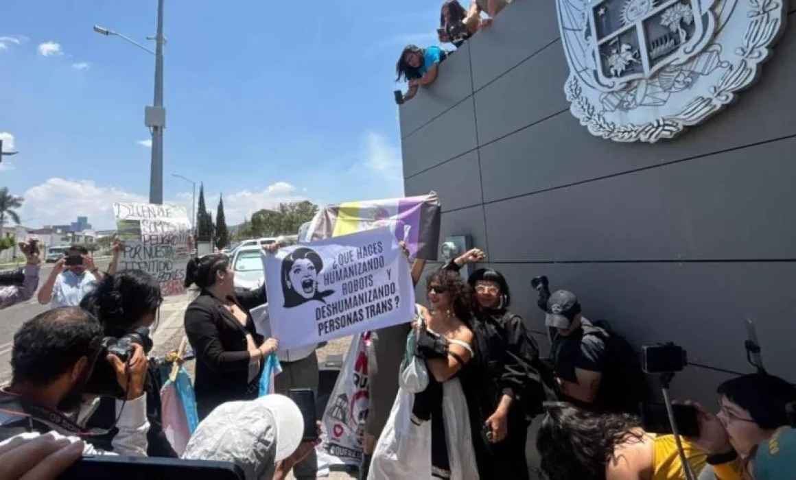 Lee más sobre el artículo Aprueba Congreso de Querétaro la Ley de Identidad de Género con 15 votos a favor ​
