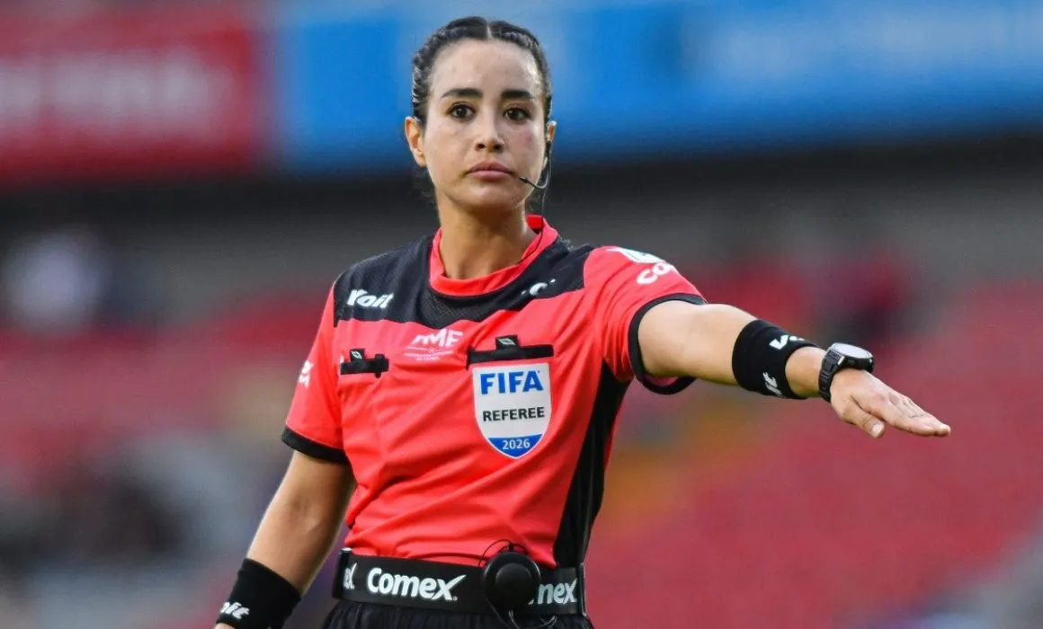 Lee más sobre el artículo Katia Itzel responde a críticas tras el Querétaro-Tigres