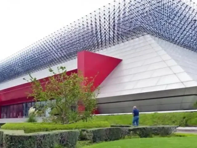 Arrancan trabajos de remodelación en el Auditorio Josefa Ortiz de Domínguez