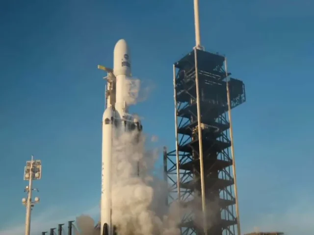 Despliega la NASA telescopio para estudiar materia y energía del cosmo
