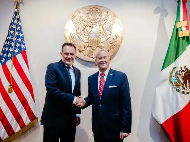 Embajador de EU realiza gira en Querétaro
