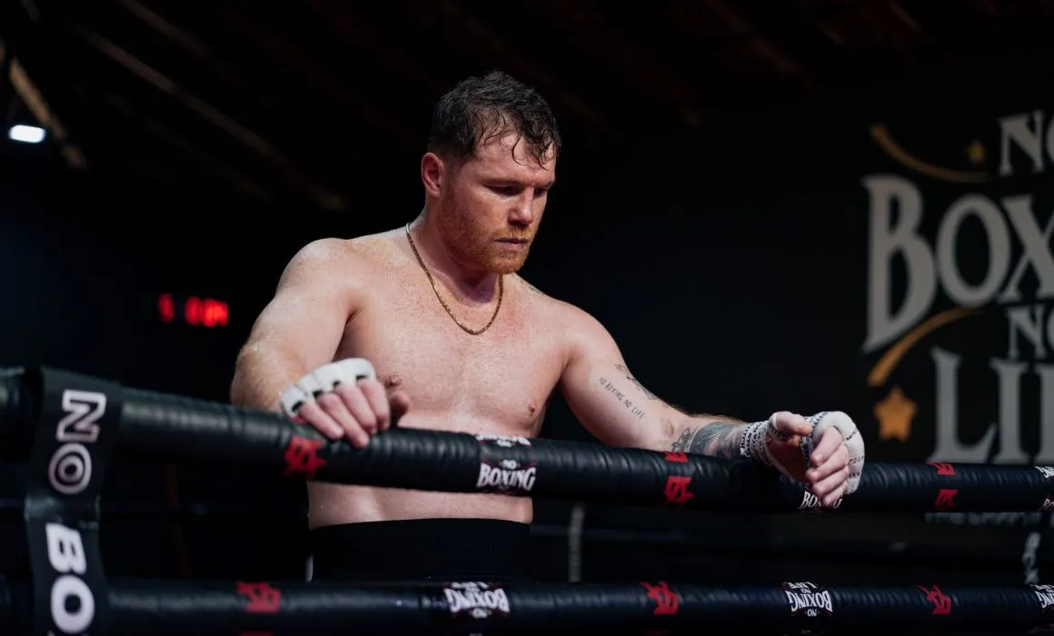 Lee más sobre el artículo Visualiza Canelo Álvarez su retiro en el Estadio Banorte