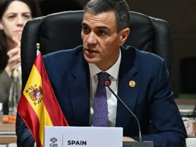 Sánchez analiza adelanto electoral en España