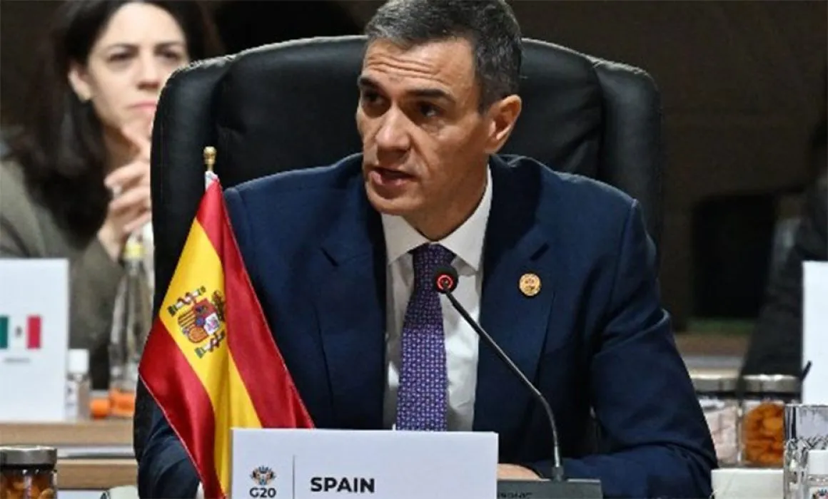 Lee más sobre el artículo Sánchez analiza adelanto electoral en España